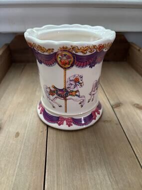 Teleflora Gift Musical Carousel Canister